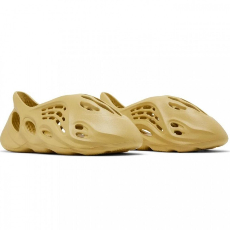 Adidas Yeezy Foam RNNR Sulfur