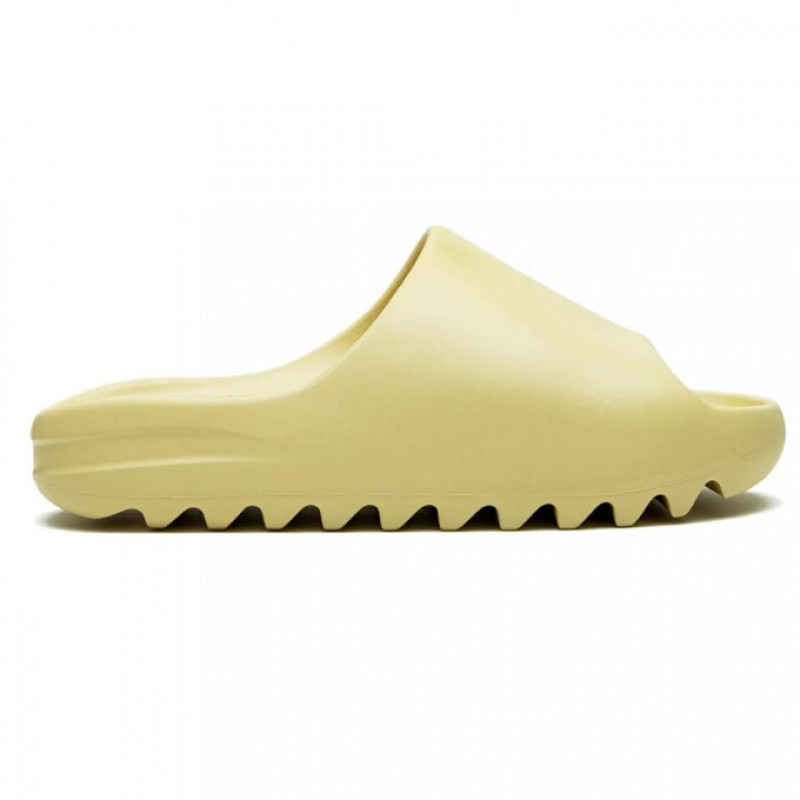 Adidas Yeezy Slide "Desert Sand"